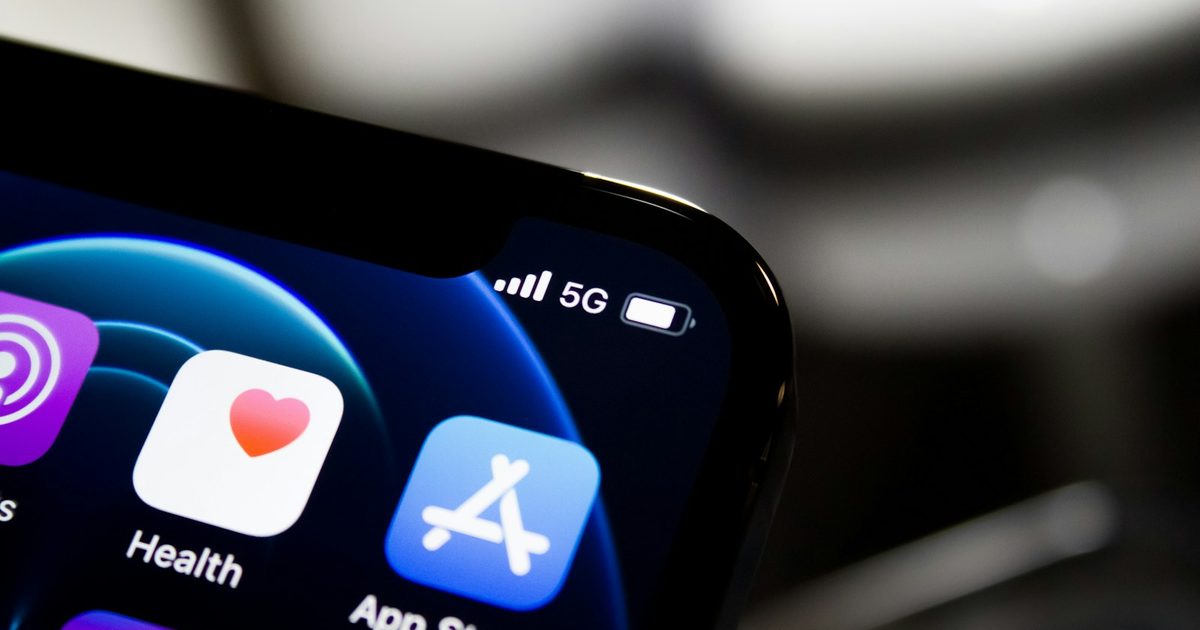 A smartphone screen displaying a grid of app icons